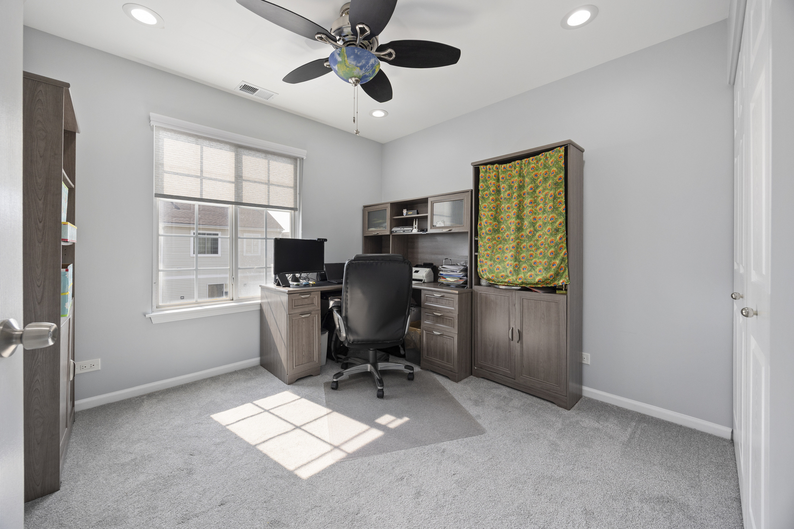 9411 N harrison Street, Des Plaines, IL 60016