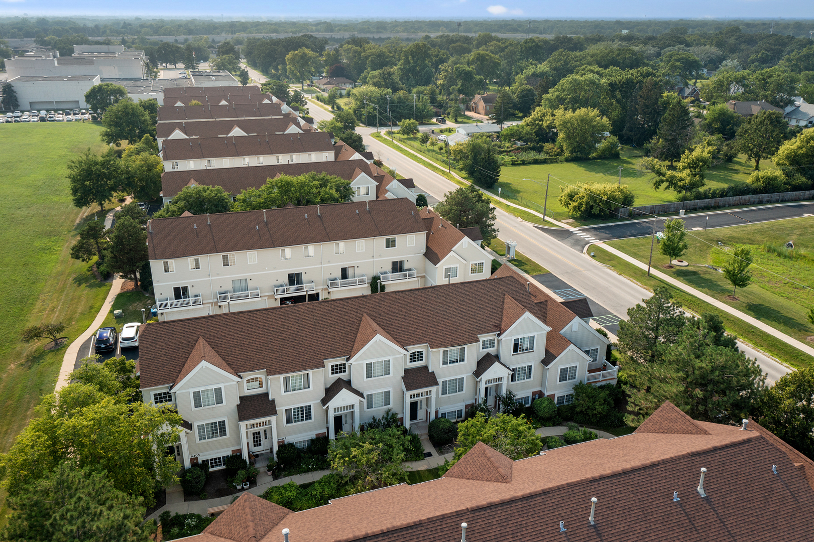 9411 N harrison Street, Des Plaines, IL 60016