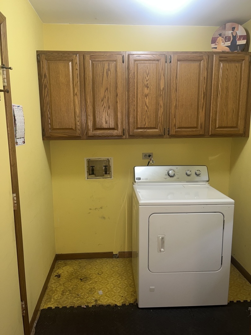 159 N Park Street, Westmont, IL 60559