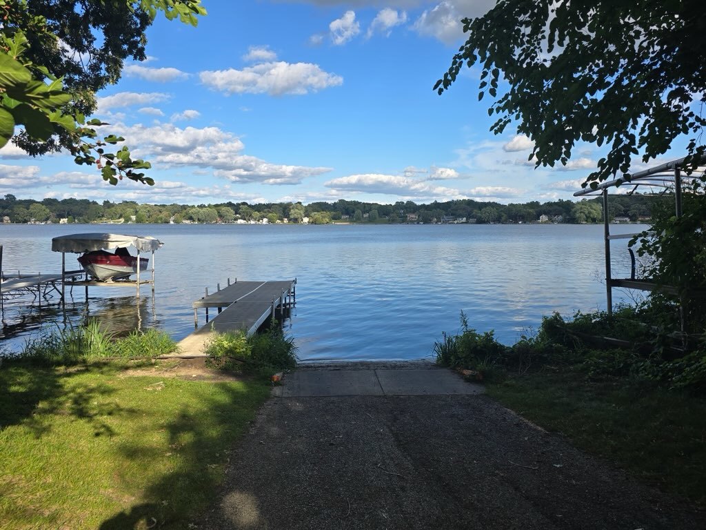 8612 Ramble Road, Wonder Lake, IL 60097