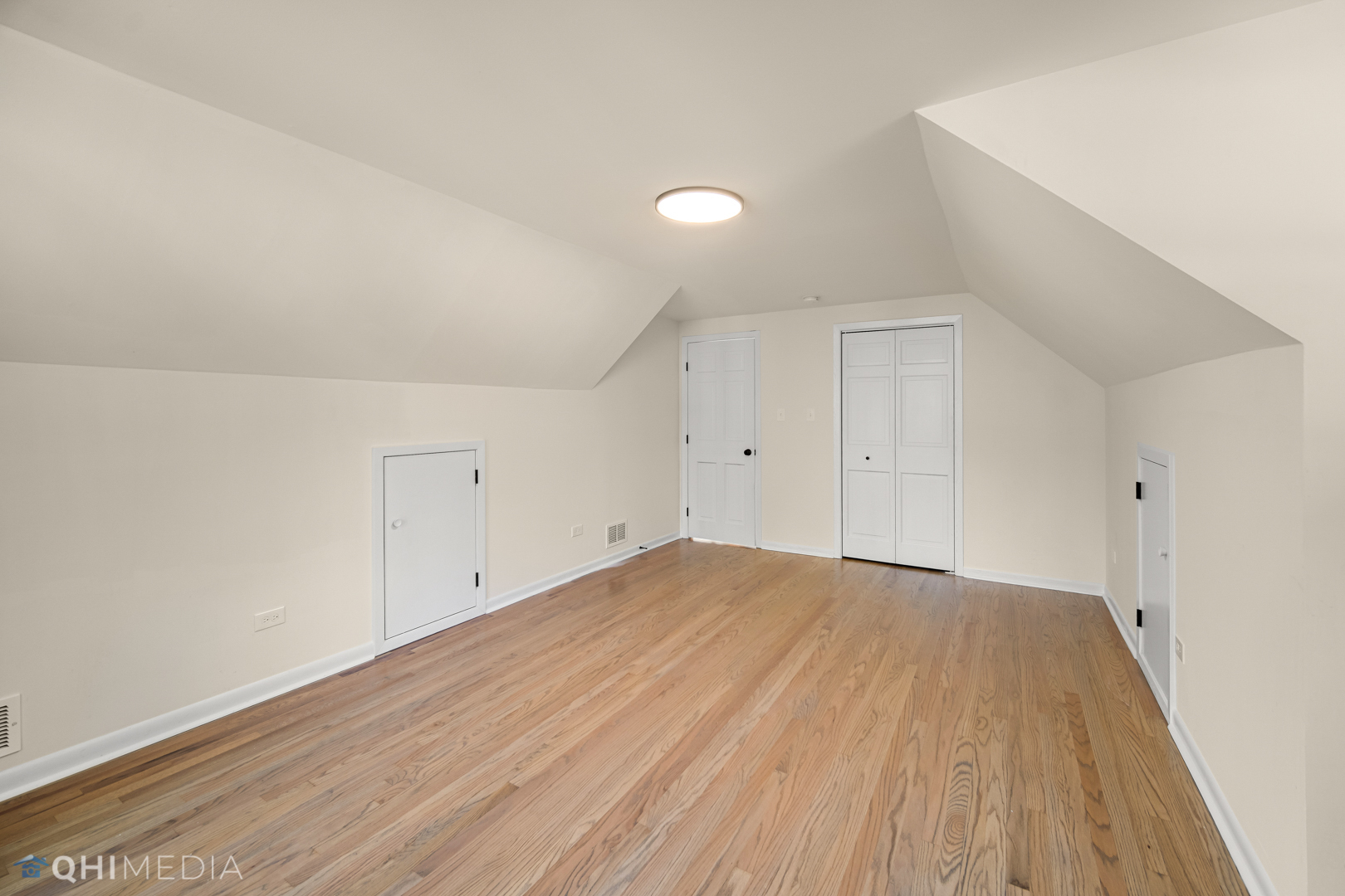 140 N Edgewood Avenue, La Grange, IL 60525