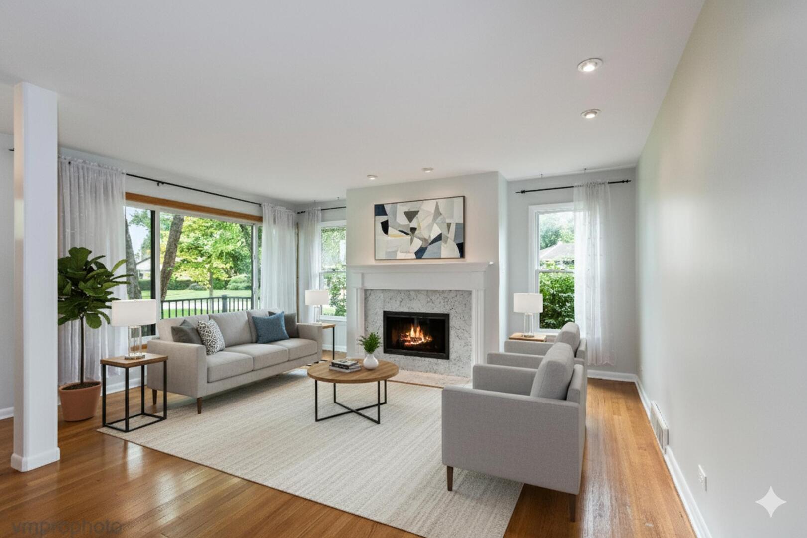 1418 W Saint James Place, Arlington Heights, IL 60005