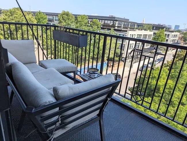 1524 S Sangamon Street #401, Chicago, IL 60608