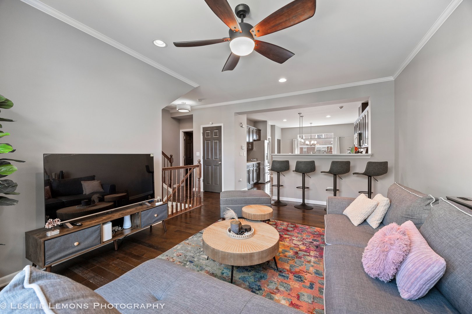 2525 Dunraven Avenue, Naperville, IL 60540