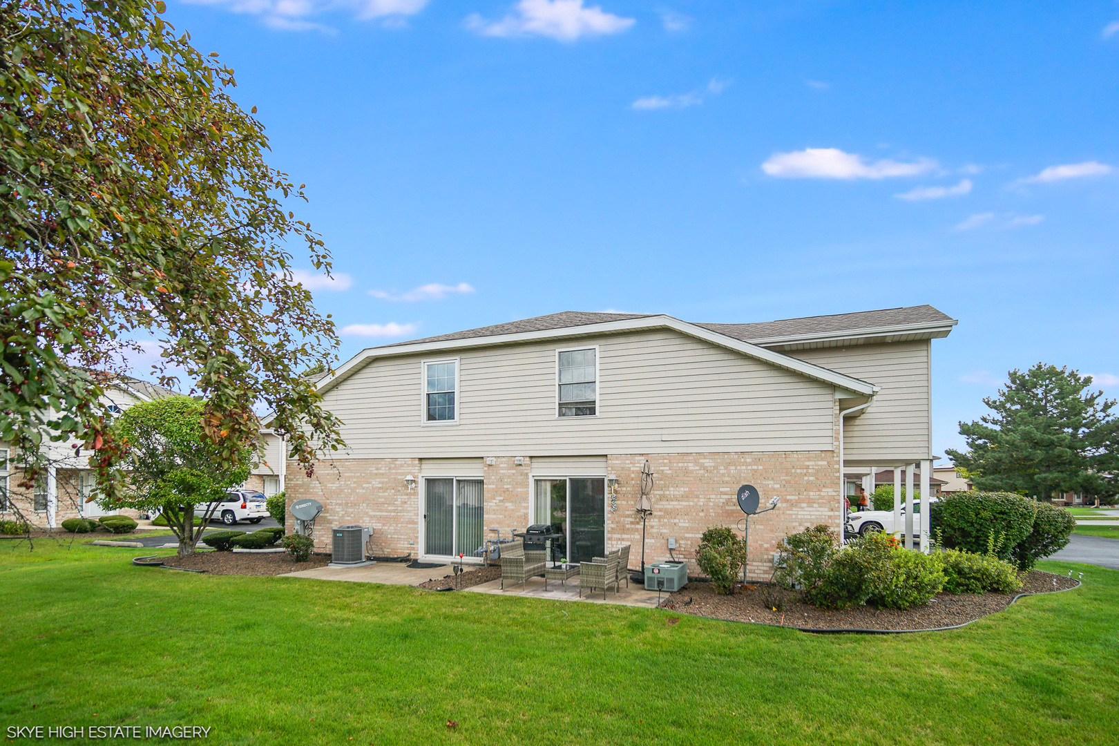 12522 S Deer Park Drive, Alsip, IL 60803