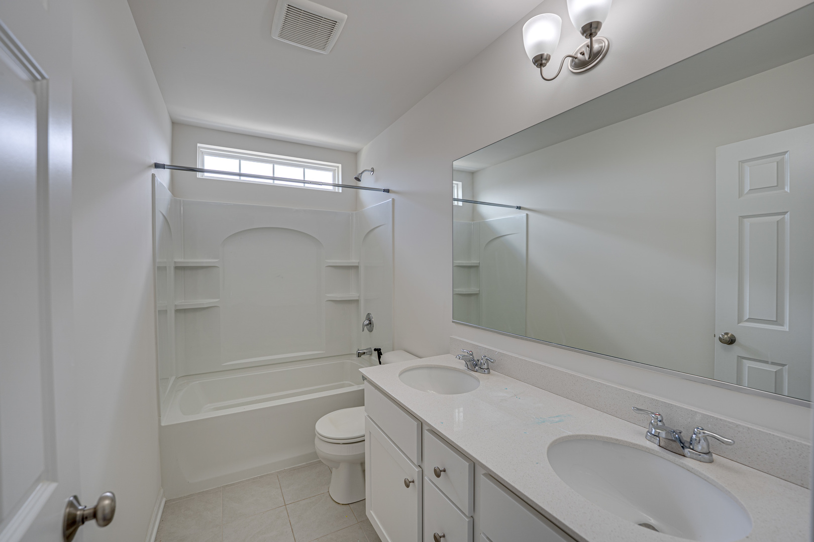 1622 Albany Street, Grayslake, IL 60030