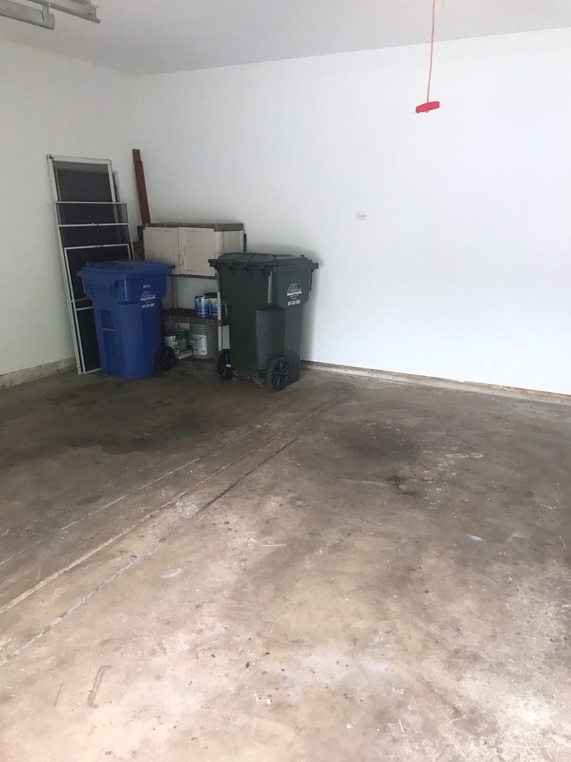 315 Spring Point Drive, Carpentersville, IL 60110