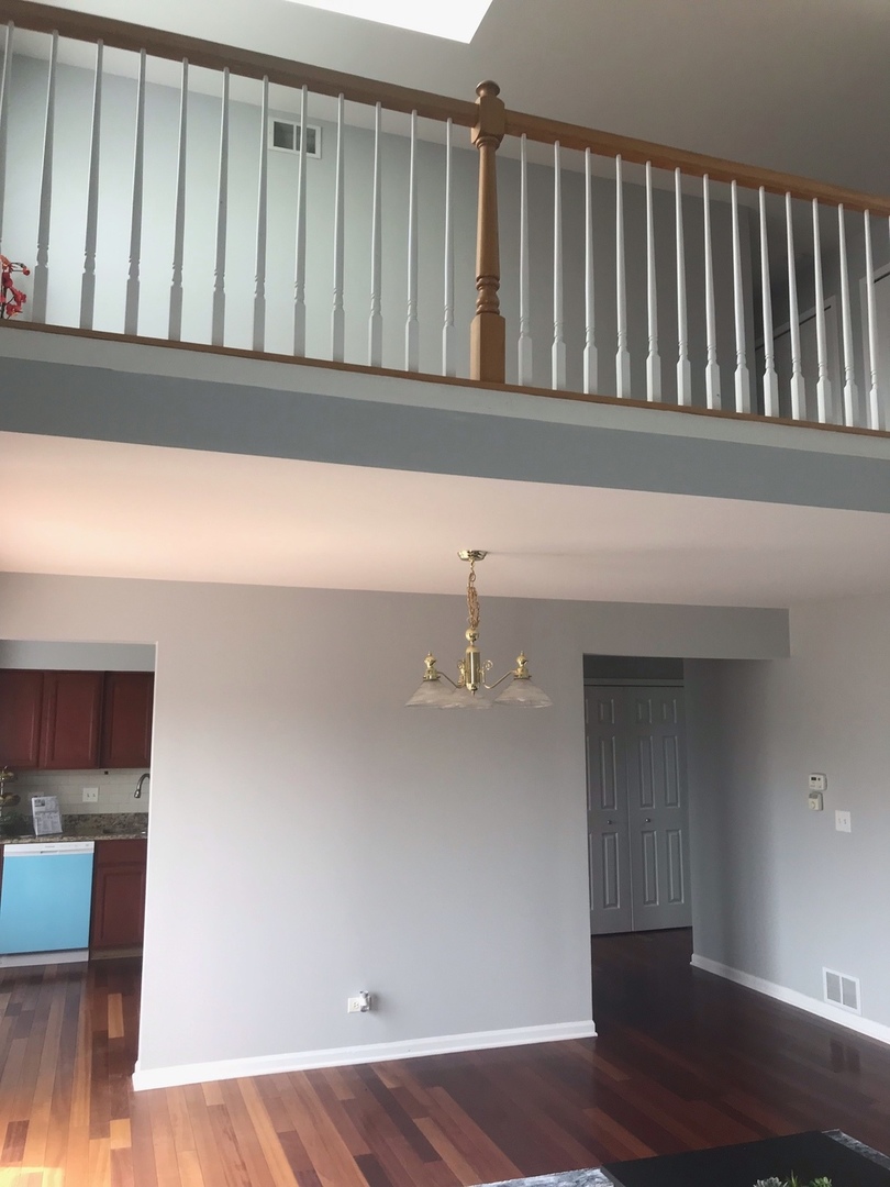315 Spring Point Drive, Carpentersville, IL 60110