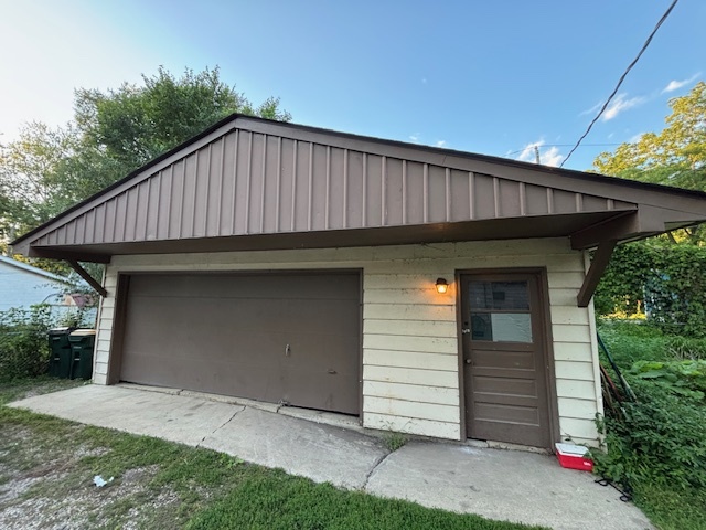 25022 W Catherine Avenue, Antioch, IL 60002