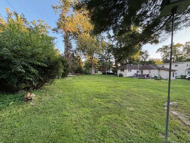 25022 W Catherine Avenue, Antioch, IL 60002