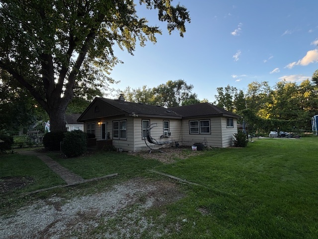 25022 W Catherine Avenue, Antioch, IL 60002