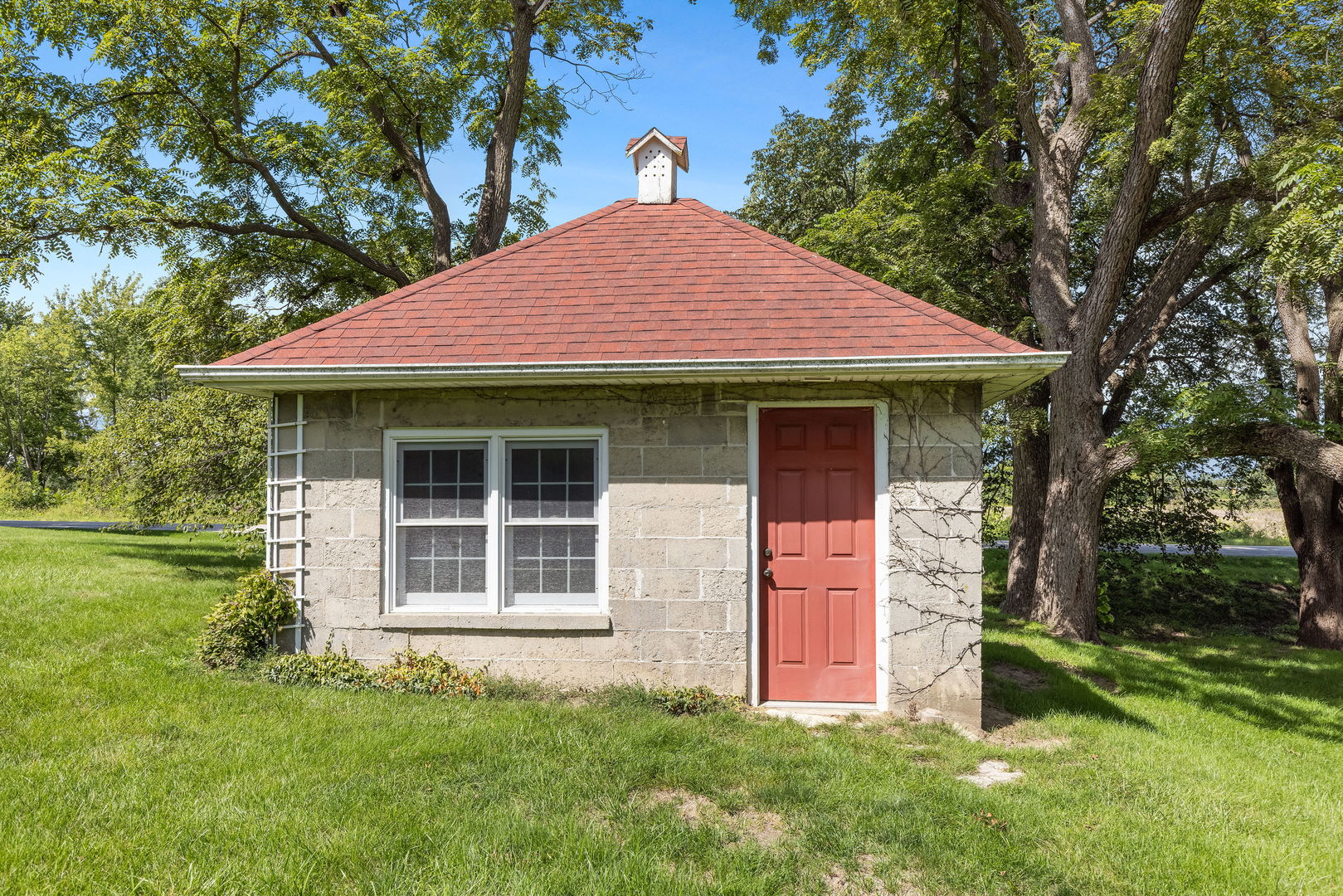 741 Dunbar Street, Beecher, IL 60401