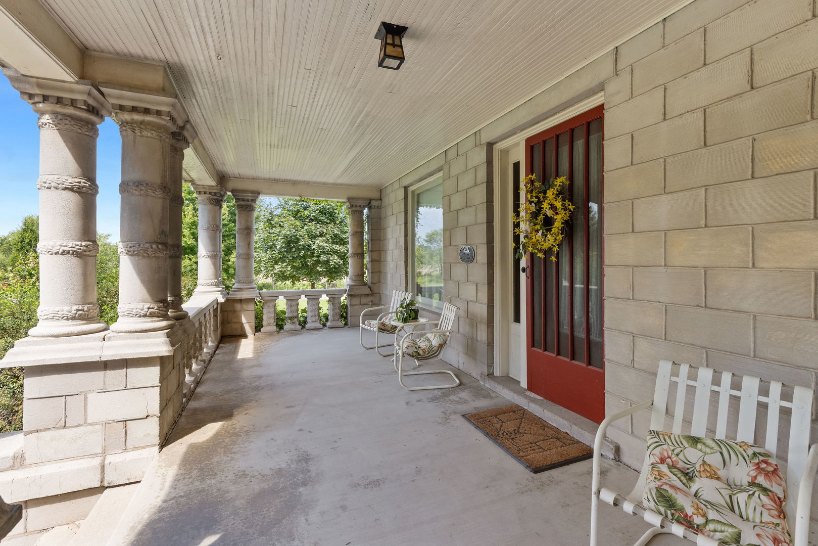 741 Dunbar Street, Beecher, IL 60401