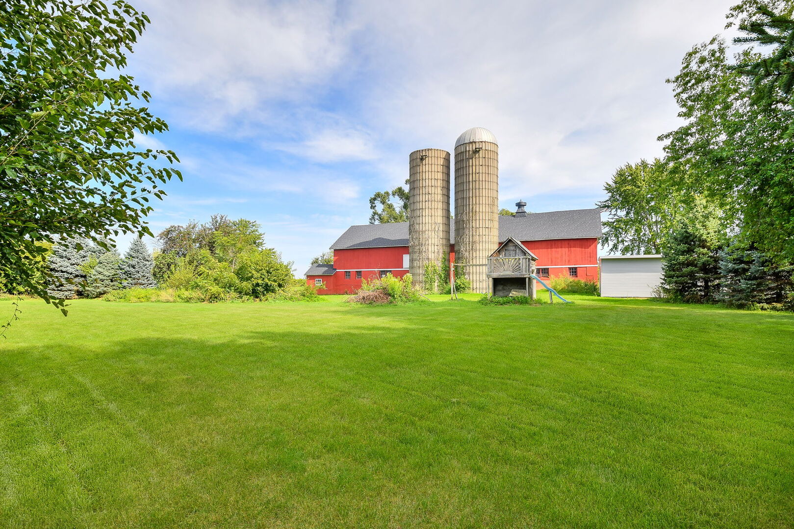 10N085 Trails End, Elgin, IL 60124