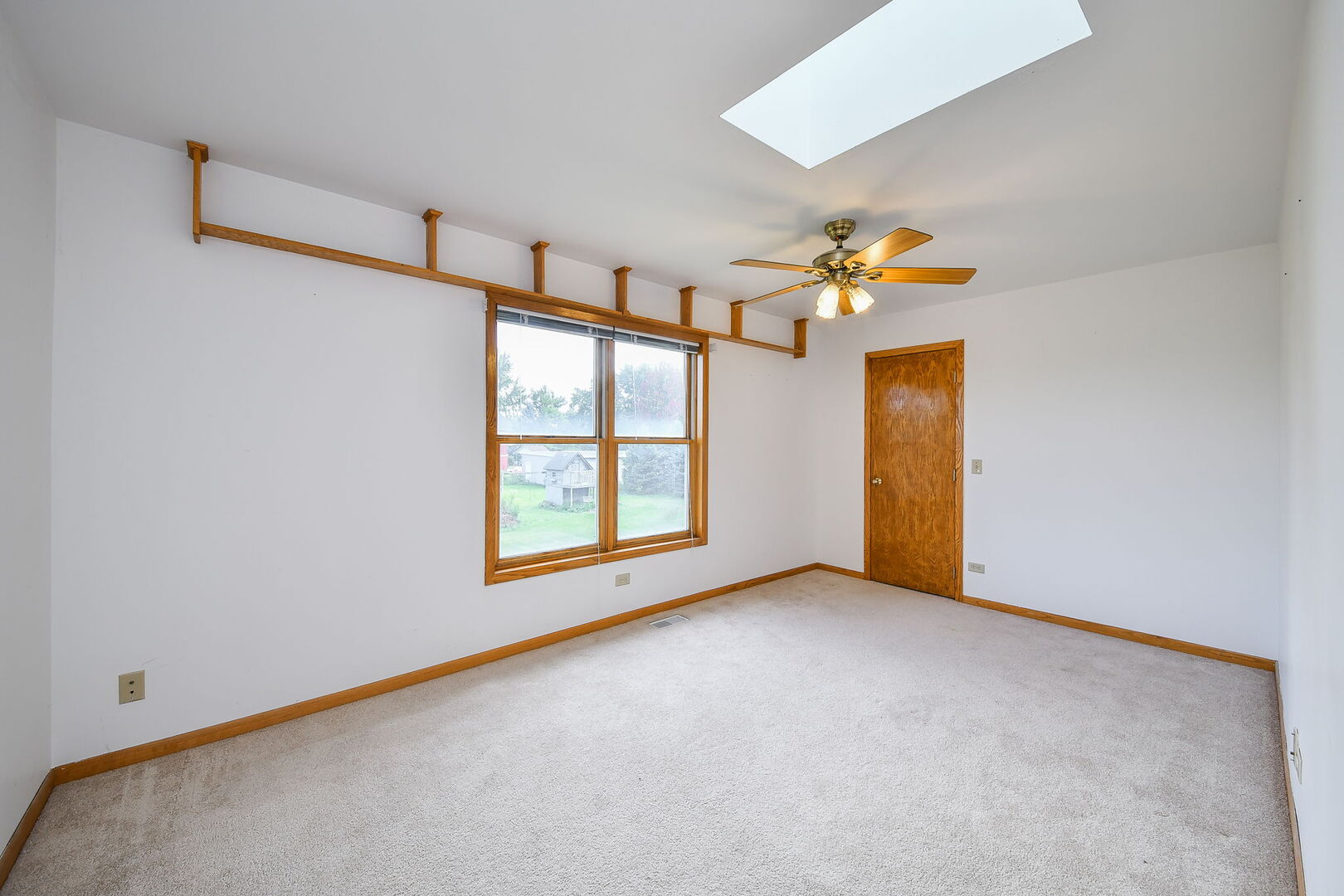 10N085 Trails End, Elgin, IL 60124