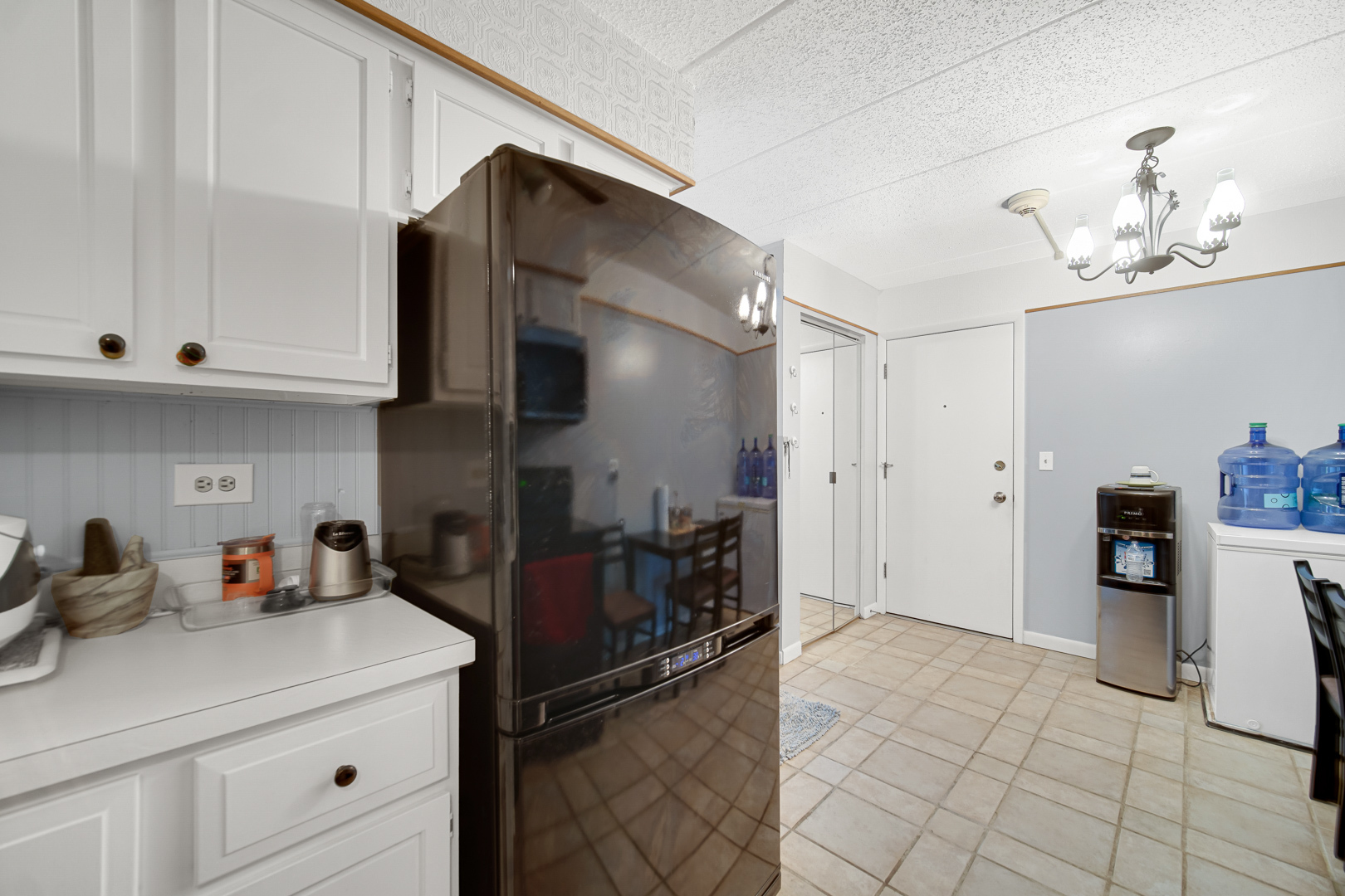 493 Timber Ridge Drive #206, Carol Stream, IL 60188