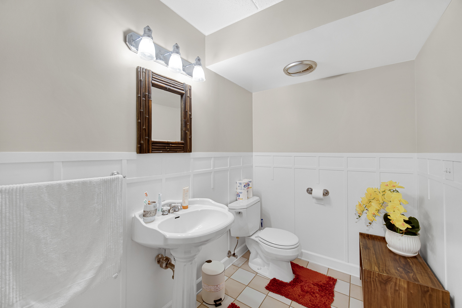493 Timber Ridge Drive #206, Carol Stream, IL 60188