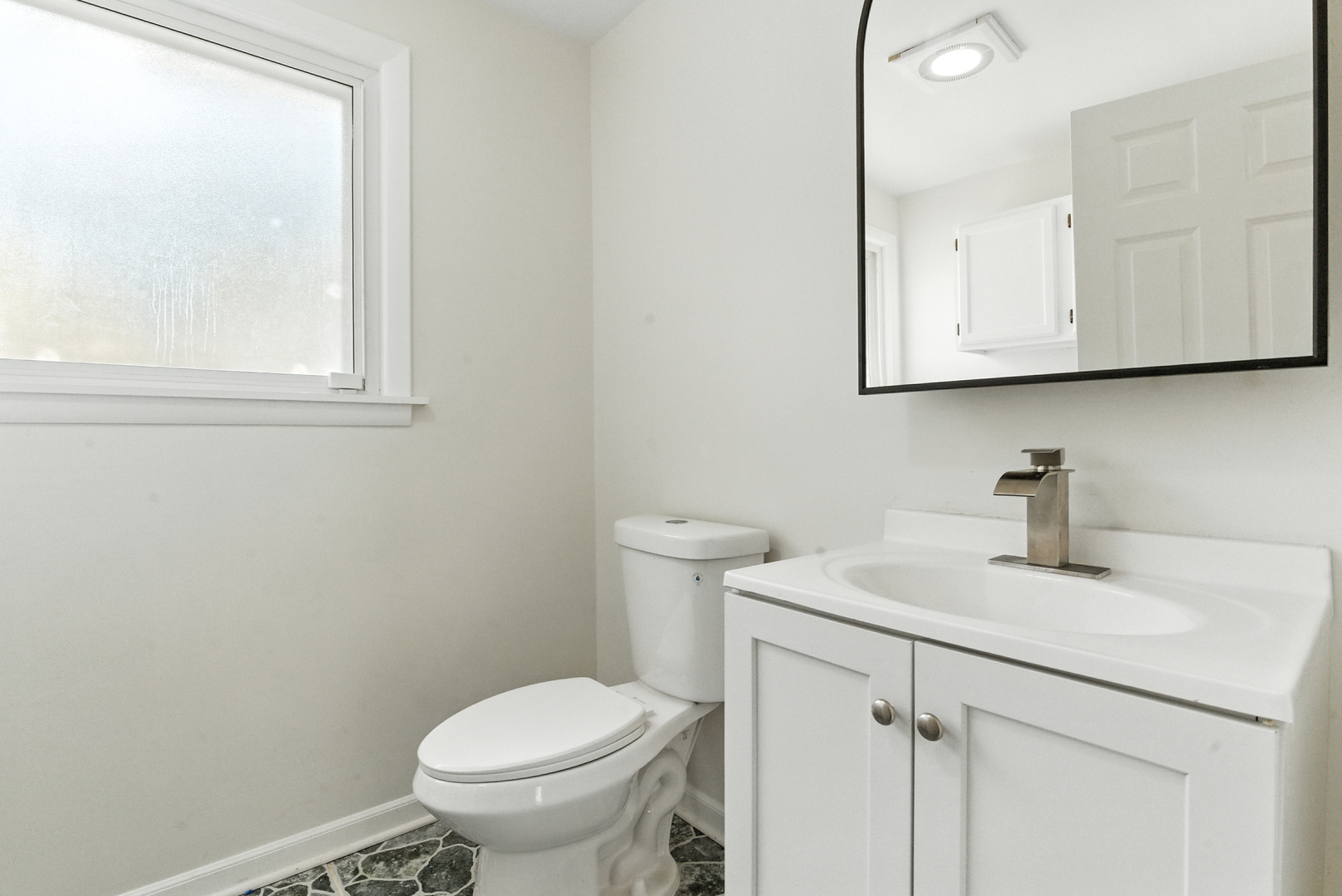 2708 Dana Avenue, Waukegan, IL 60087