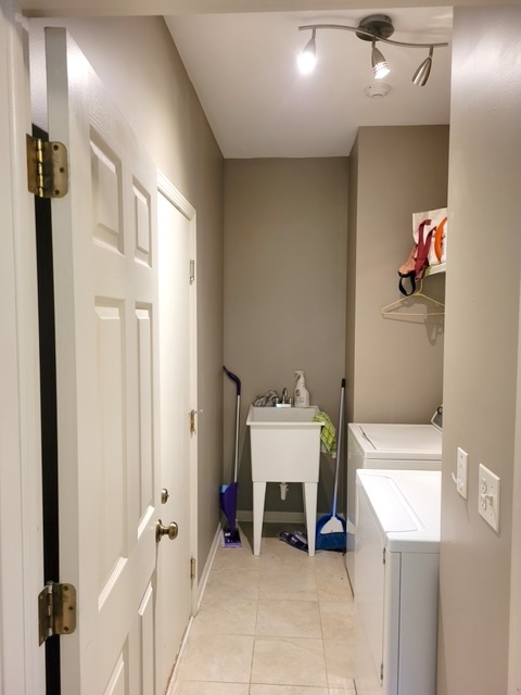2330 Sheehan Drive, Naperville, IL 60564