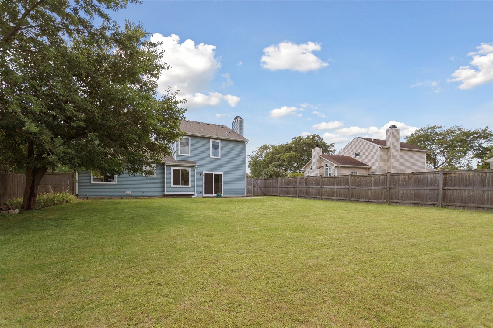 200 Heath Place, Westmont, IL 60559