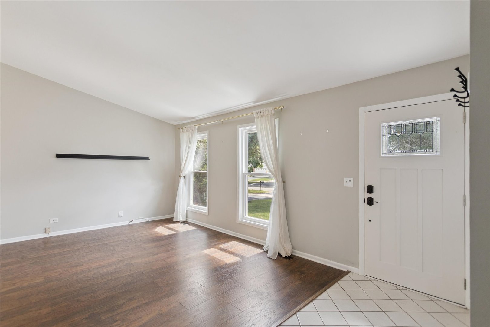 200 Heath Place, Westmont, IL 60559