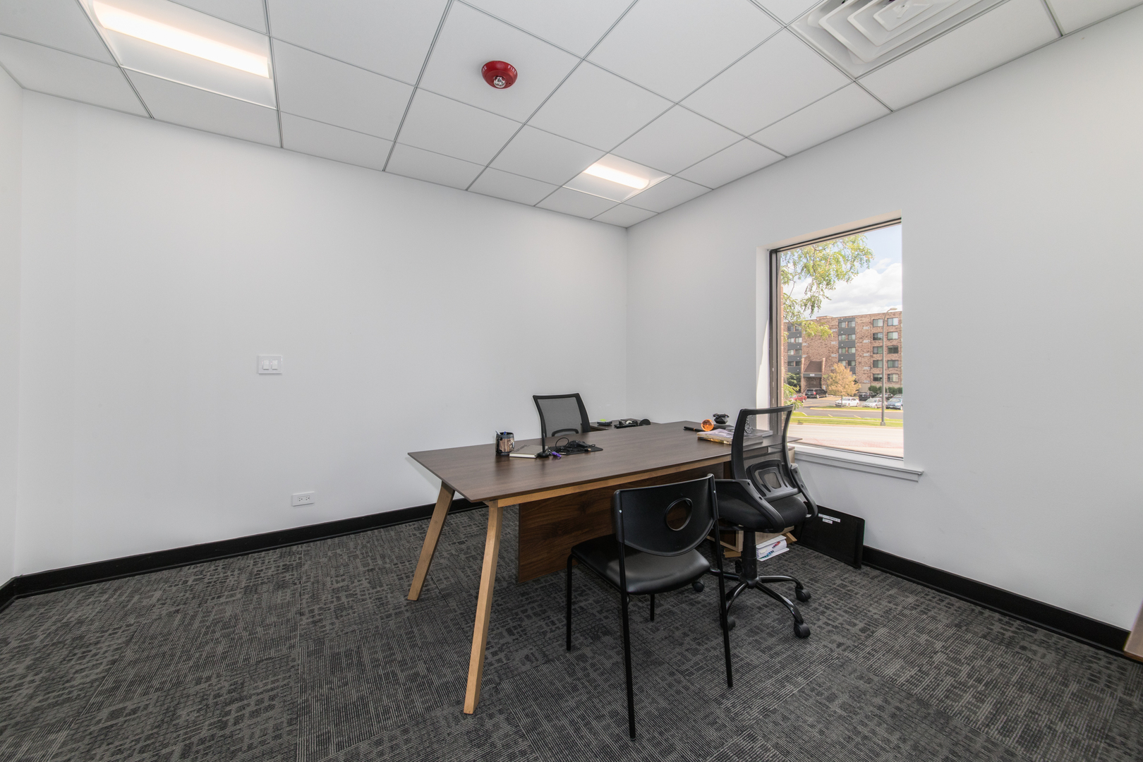1080 Nerge Road, Elk Grove Village, IL 60007
