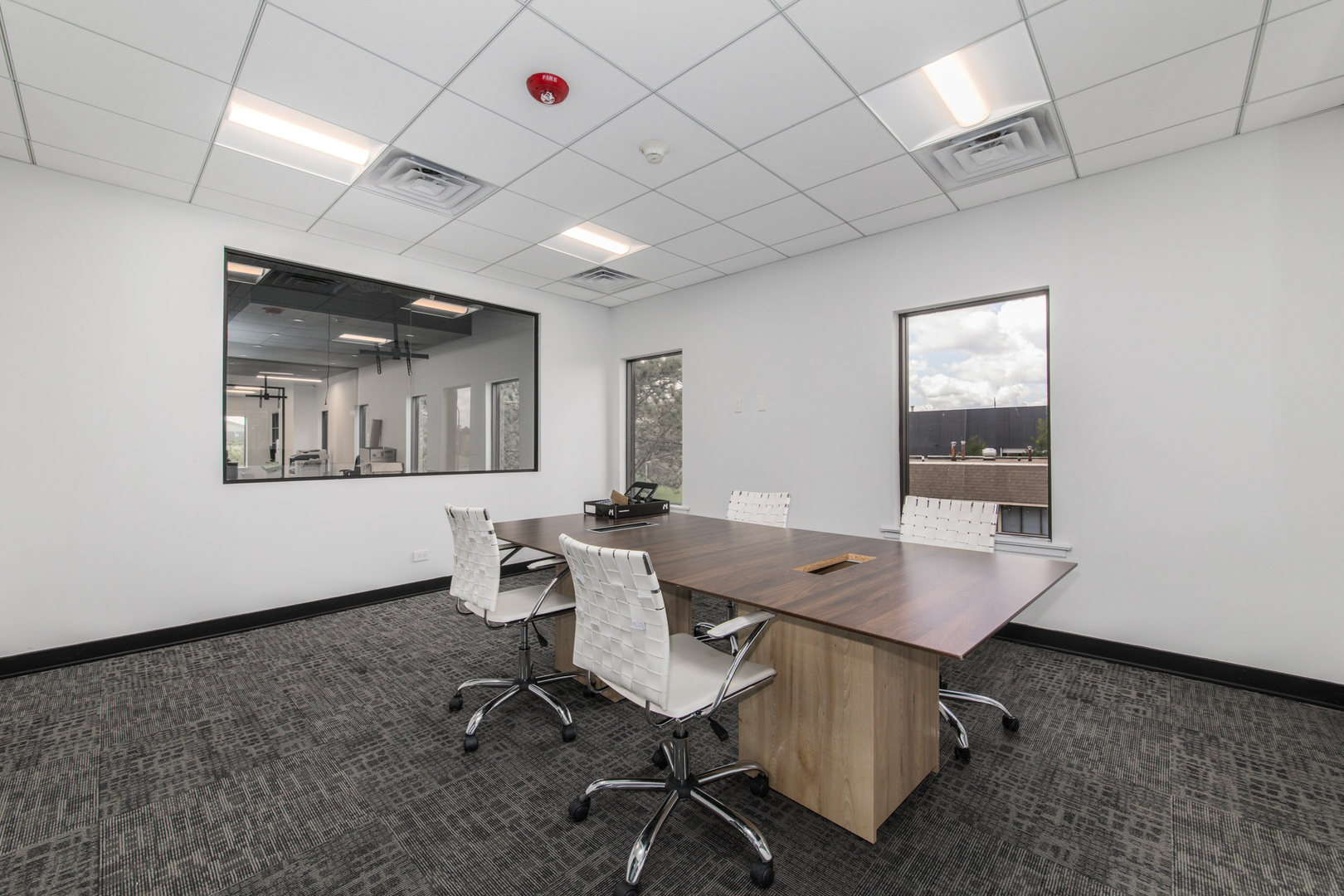 1080 Nerge Road, Elk Grove Village, IL 60007