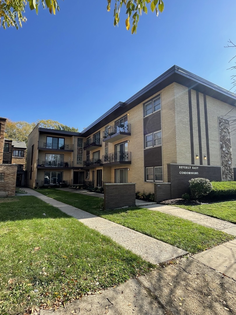 10425 S HALE Avenue #2A, Chicago, IL 60643