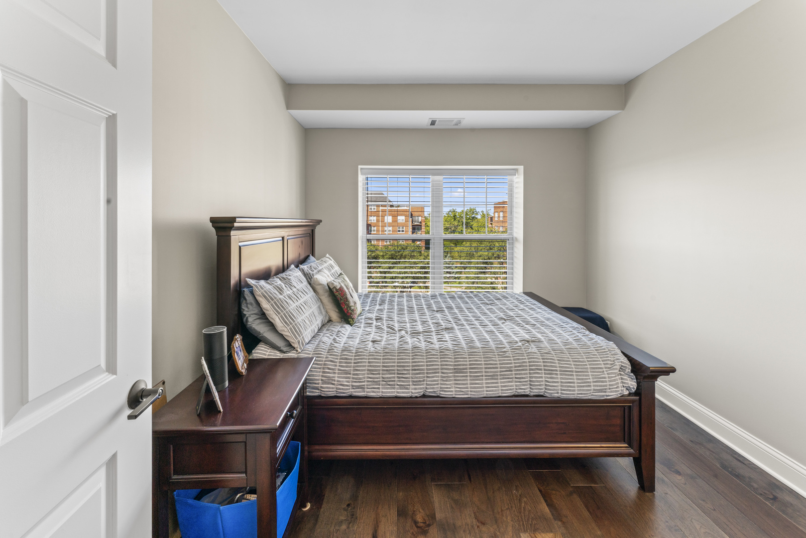 410 W Mahogany Court #609, Palatine, IL 60067