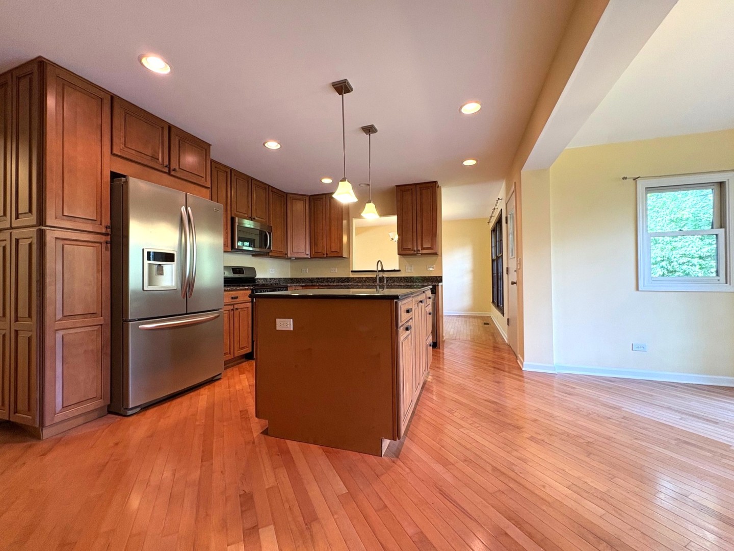 501 Ticonderoga Lane, Naperville, IL 60563