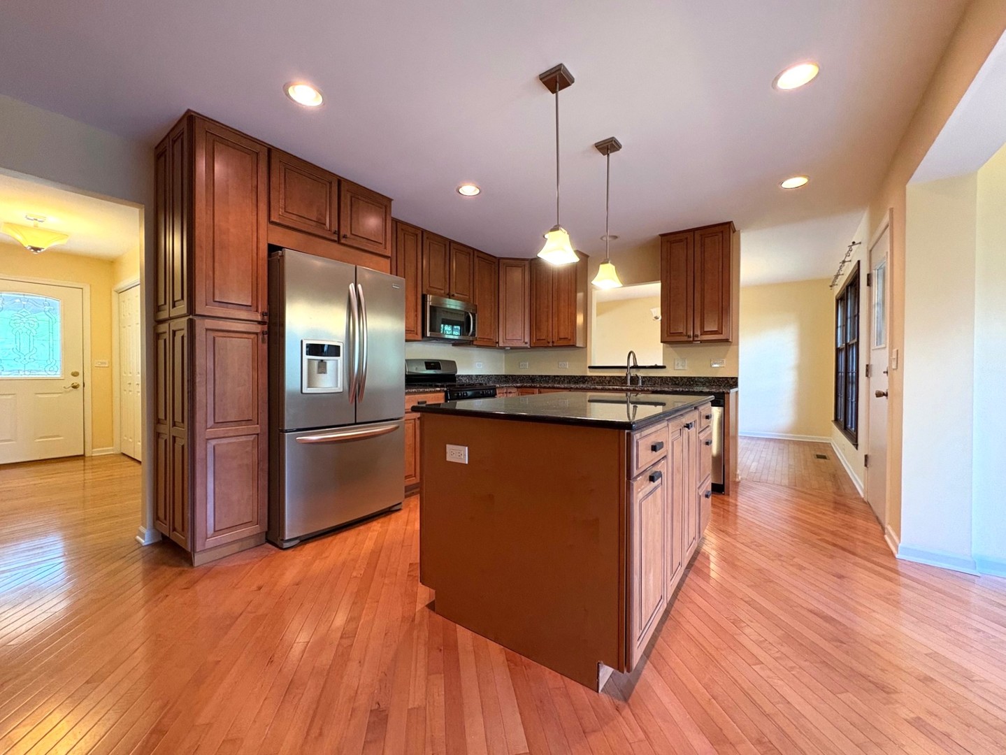 501 Ticonderoga Lane, Naperville, IL 60563