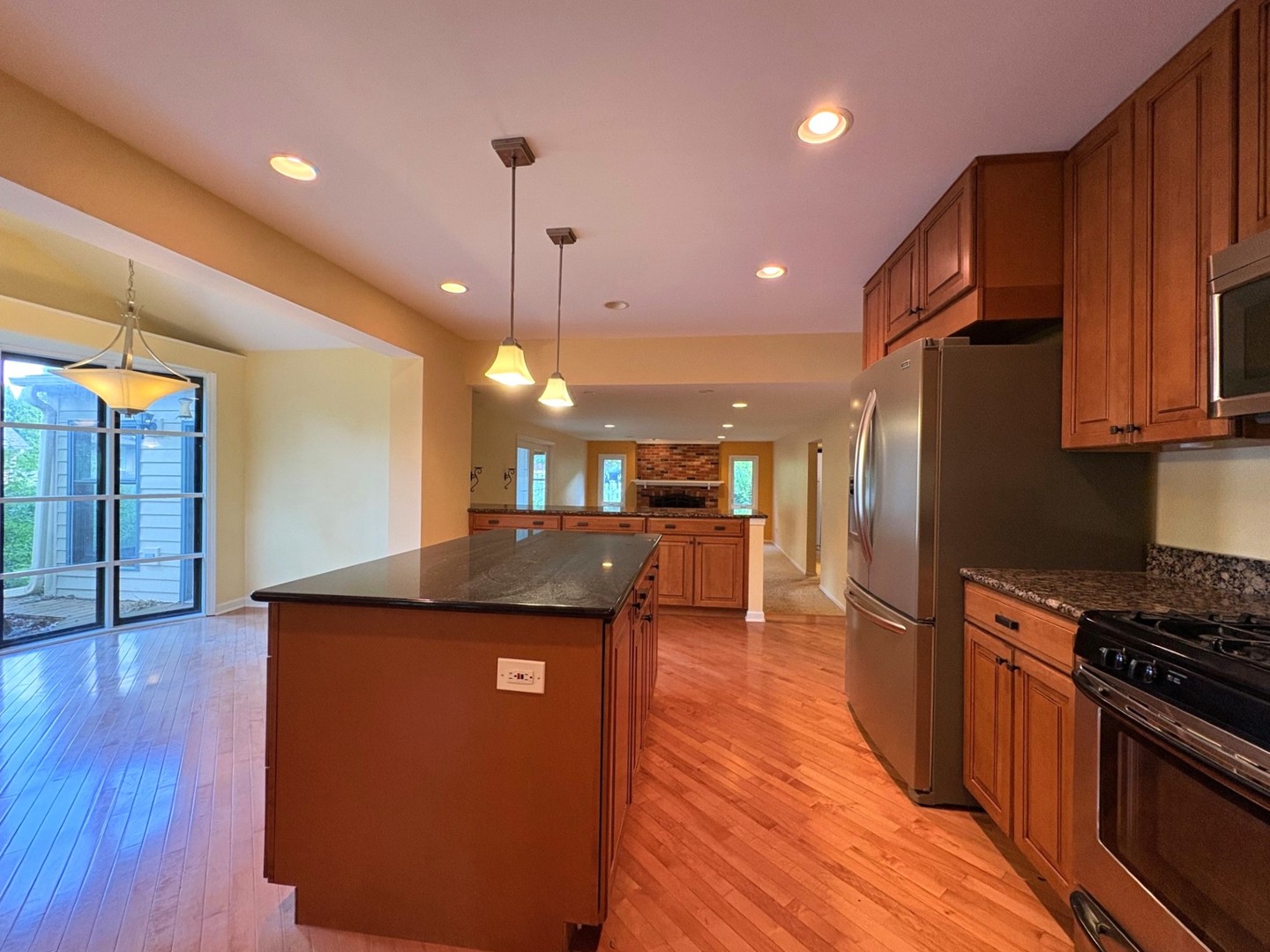 501 Ticonderoga Lane, Naperville, IL 60563
