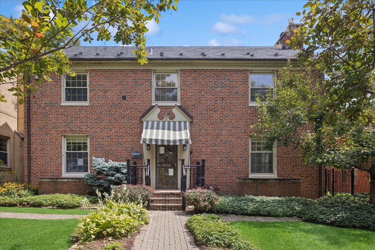 9123 S Leavitt Street, Chicago, IL 60643