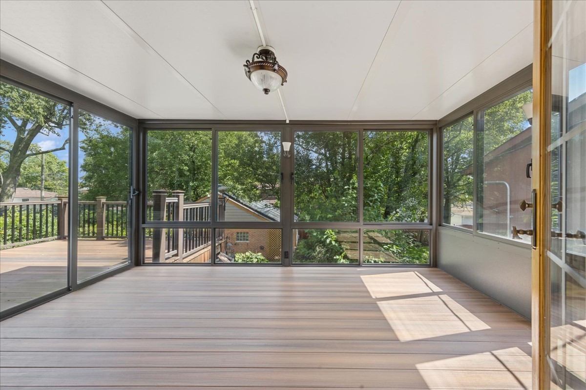 9123 S Leavitt Street, Chicago, IL 60643