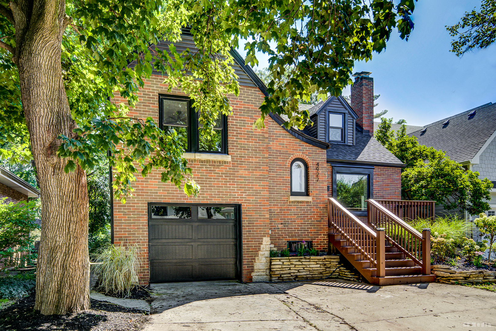 4927 Bryan Place, Downers Grove, IL 60515