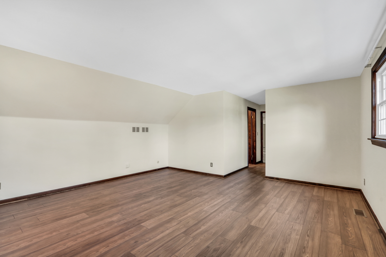 1506 Bull Creek Drive, Libertyville, IL 60048