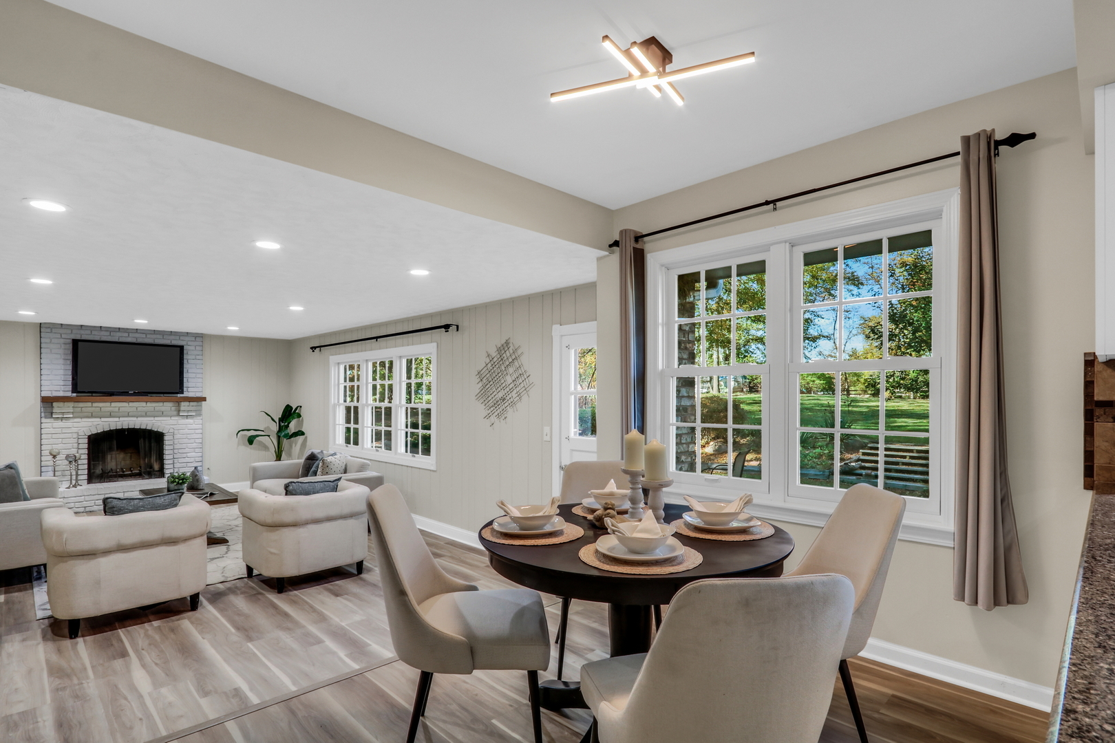 1506 Bull Creek Drive, Libertyville, IL 60048