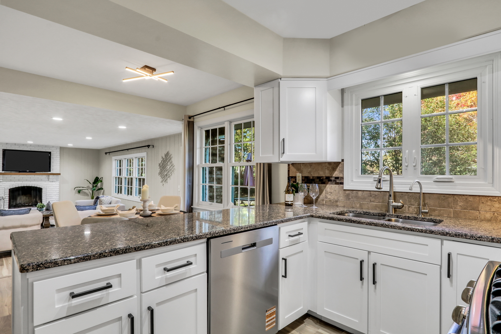 1506 Bull Creek Drive, Libertyville, IL 60048