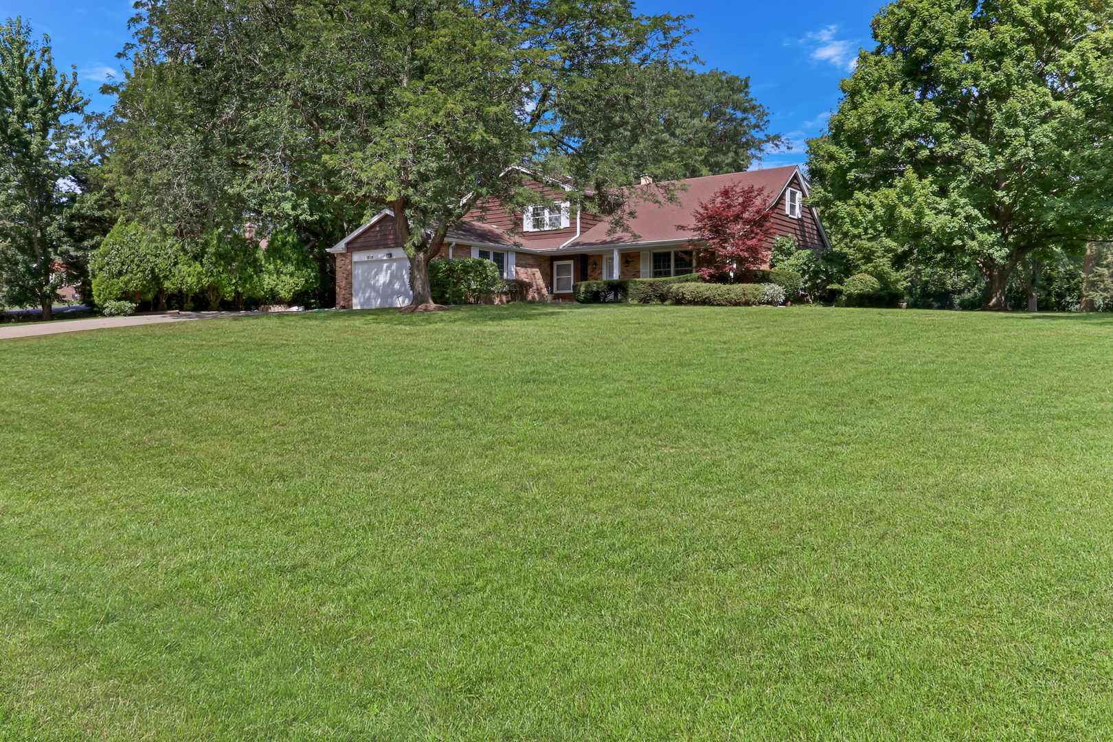 1506 Bull Creek Drive, Libertyville, IL 60048