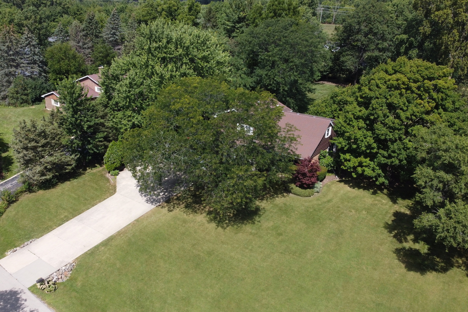 1506 Bull Creek Drive, Libertyville, IL 60048