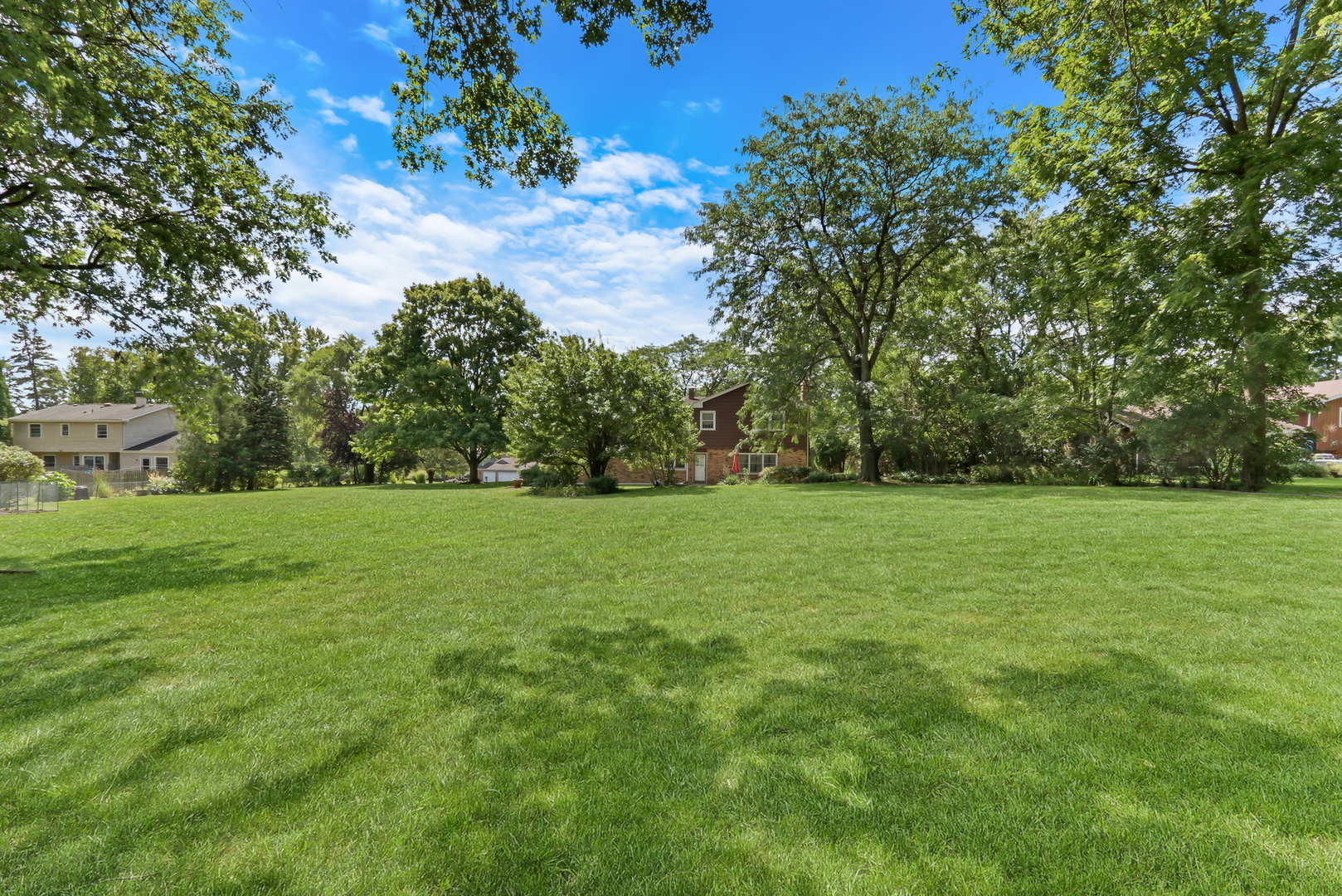 1506 Bull Creek Drive, Libertyville, IL 60048