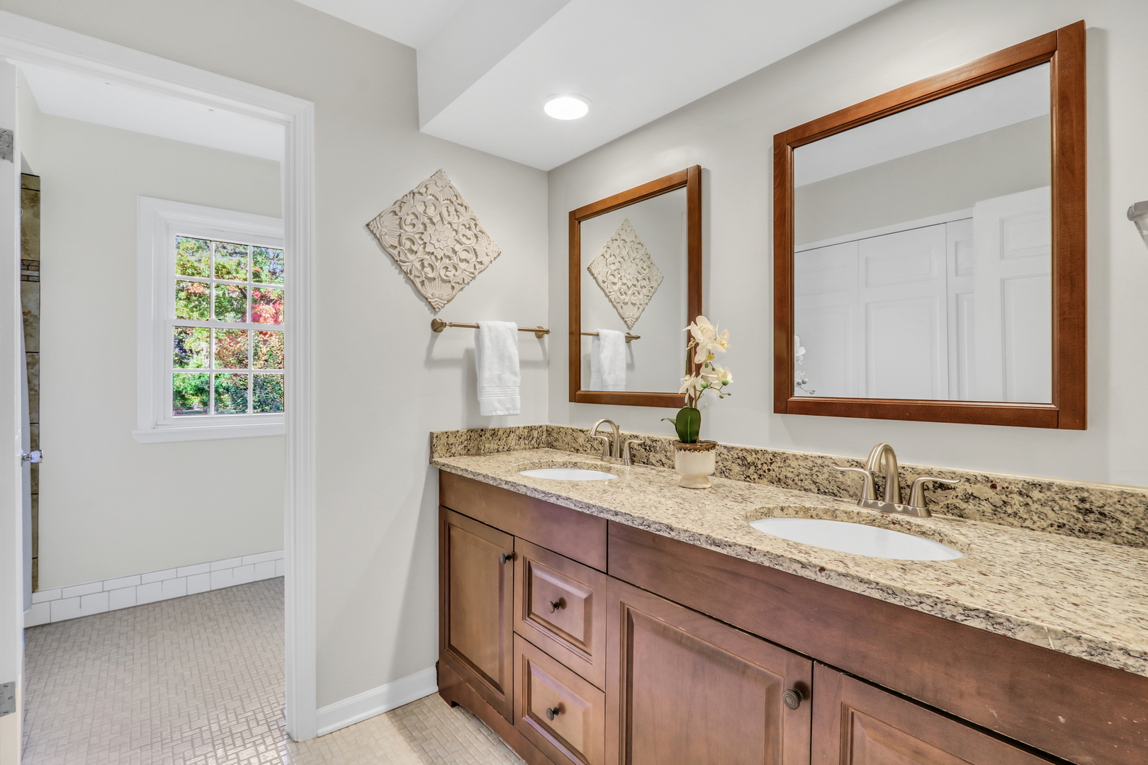 1506 Bull Creek Drive, Libertyville, IL 60048