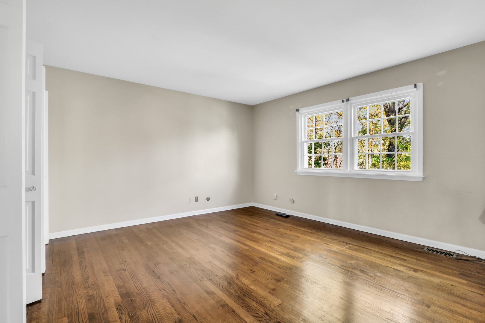 1506 Bull Creek Drive, Libertyville, IL 60048