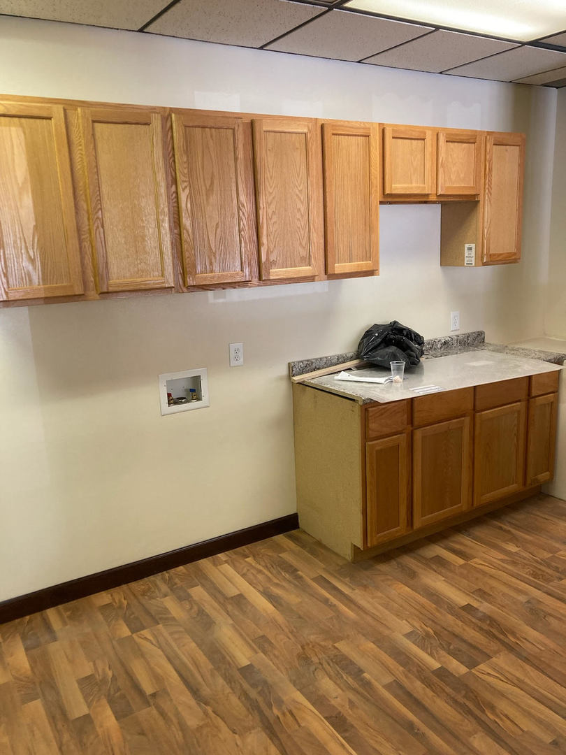 5772 W Higgins Avenue, Chicago, IL 60630