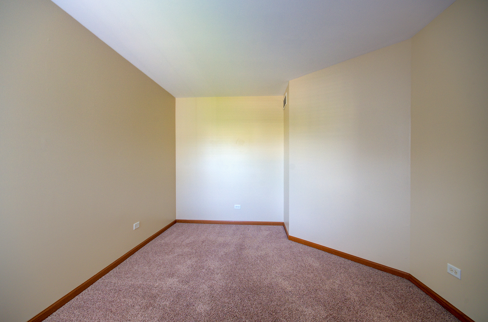 520 N Frieh Drive, Romeoville, IL 60446