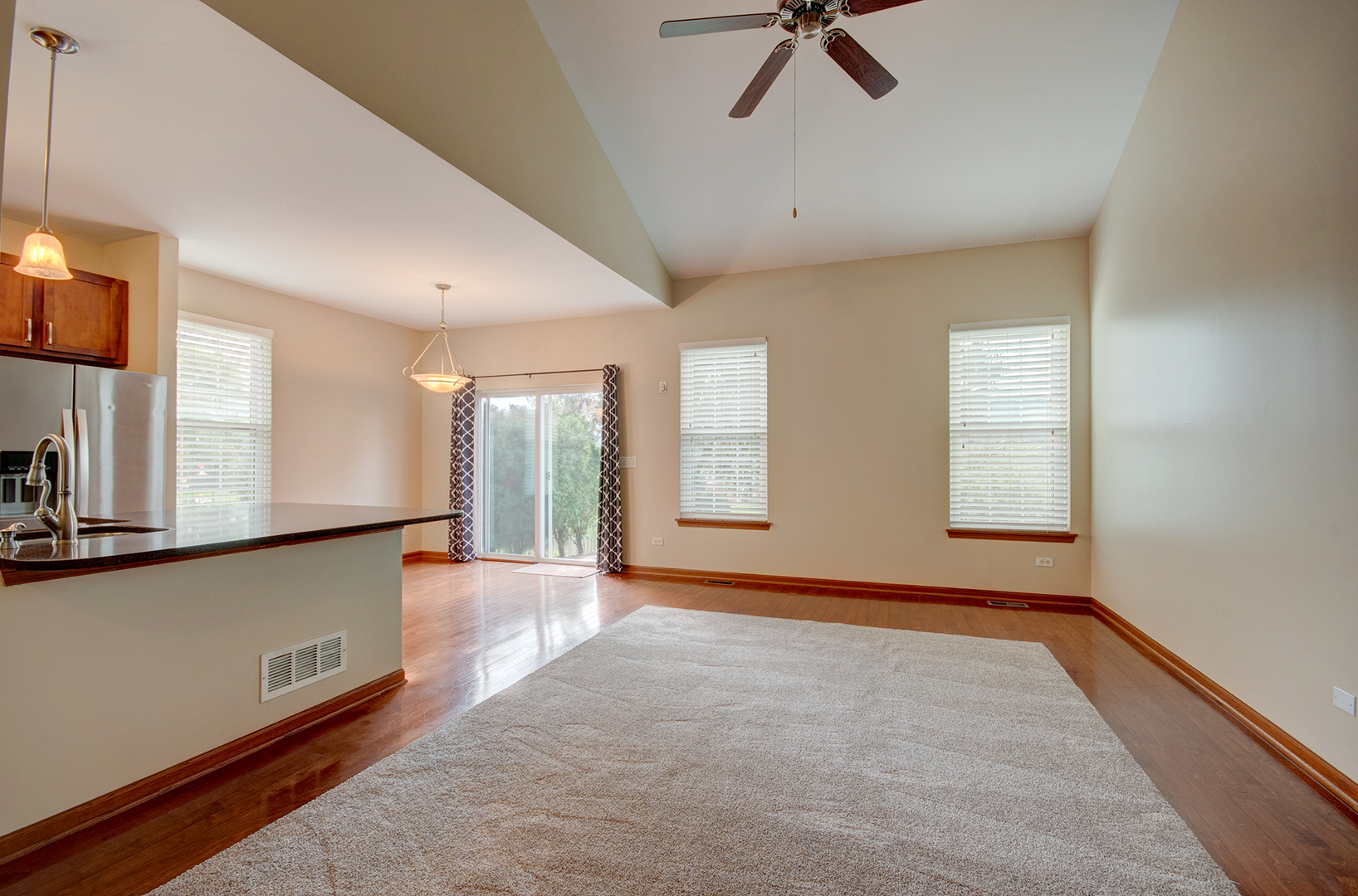 520 N Frieh Drive, Romeoville, IL 60446