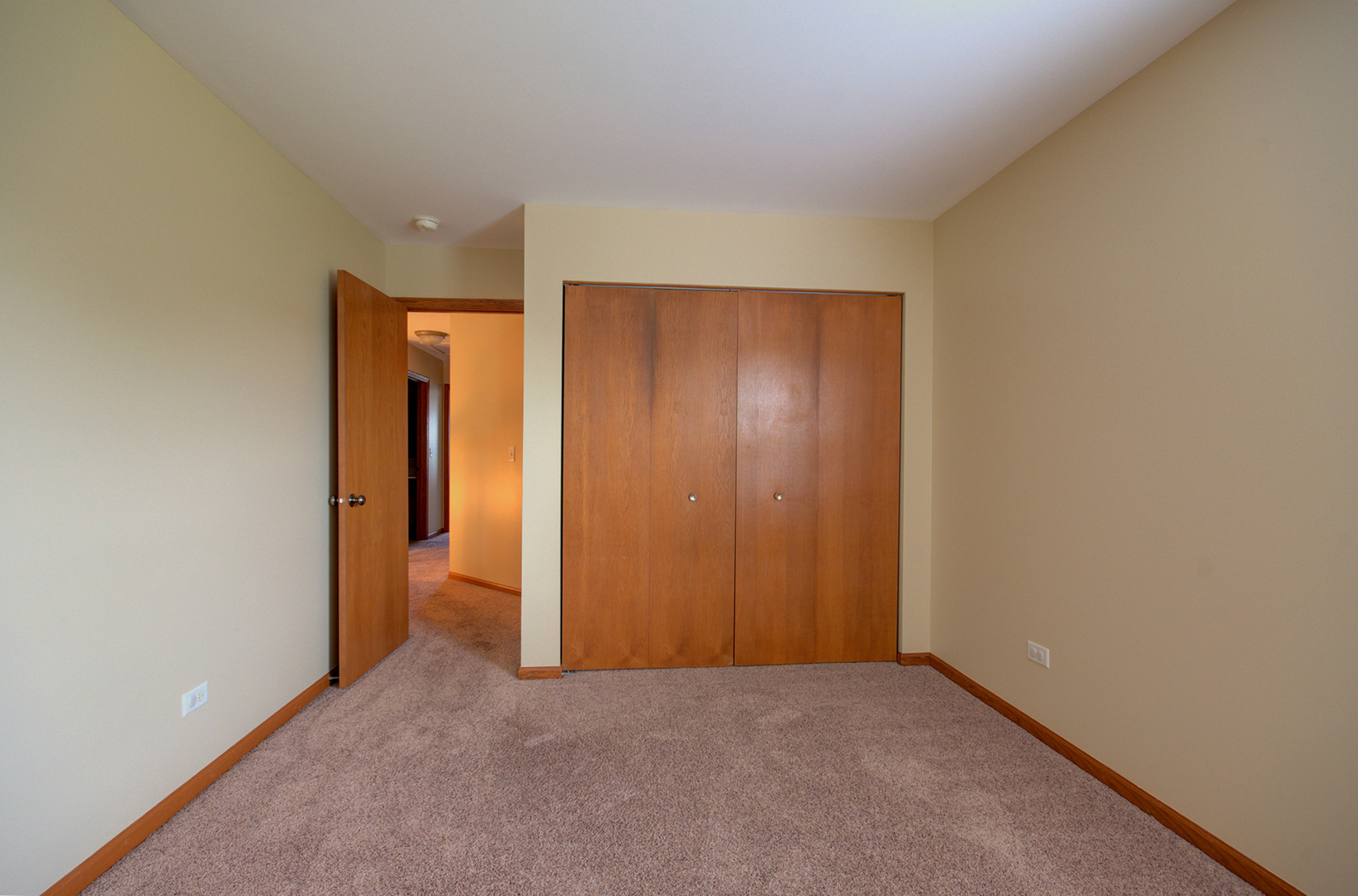 520 N Frieh Drive, Romeoville, IL 60446