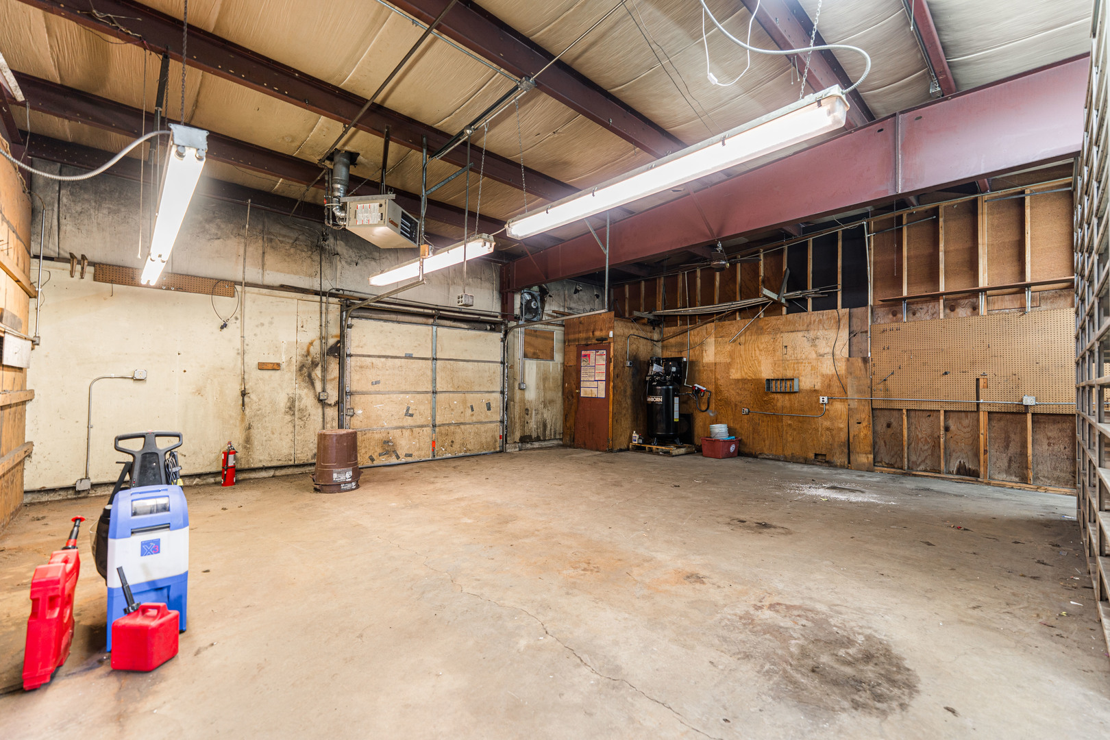 560 S River Street, Batavia, IL 60510