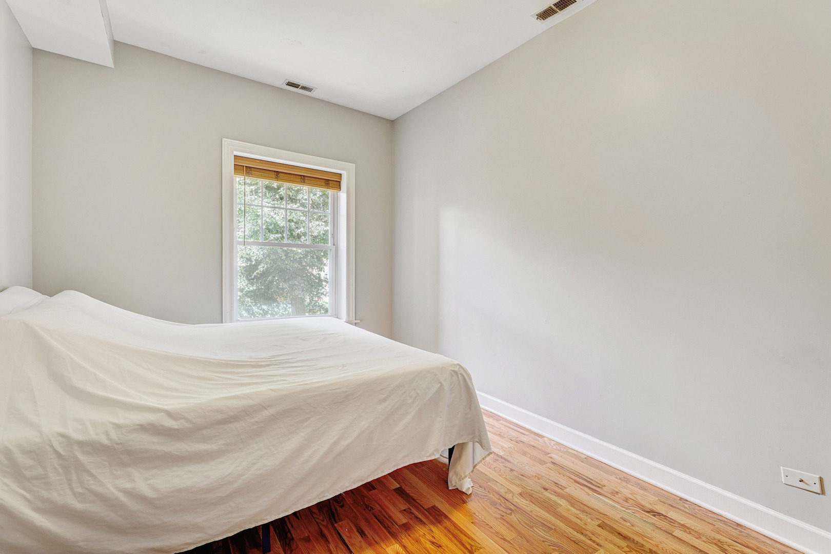 123 Callan Avenue #2N, Evanston, IL 60202