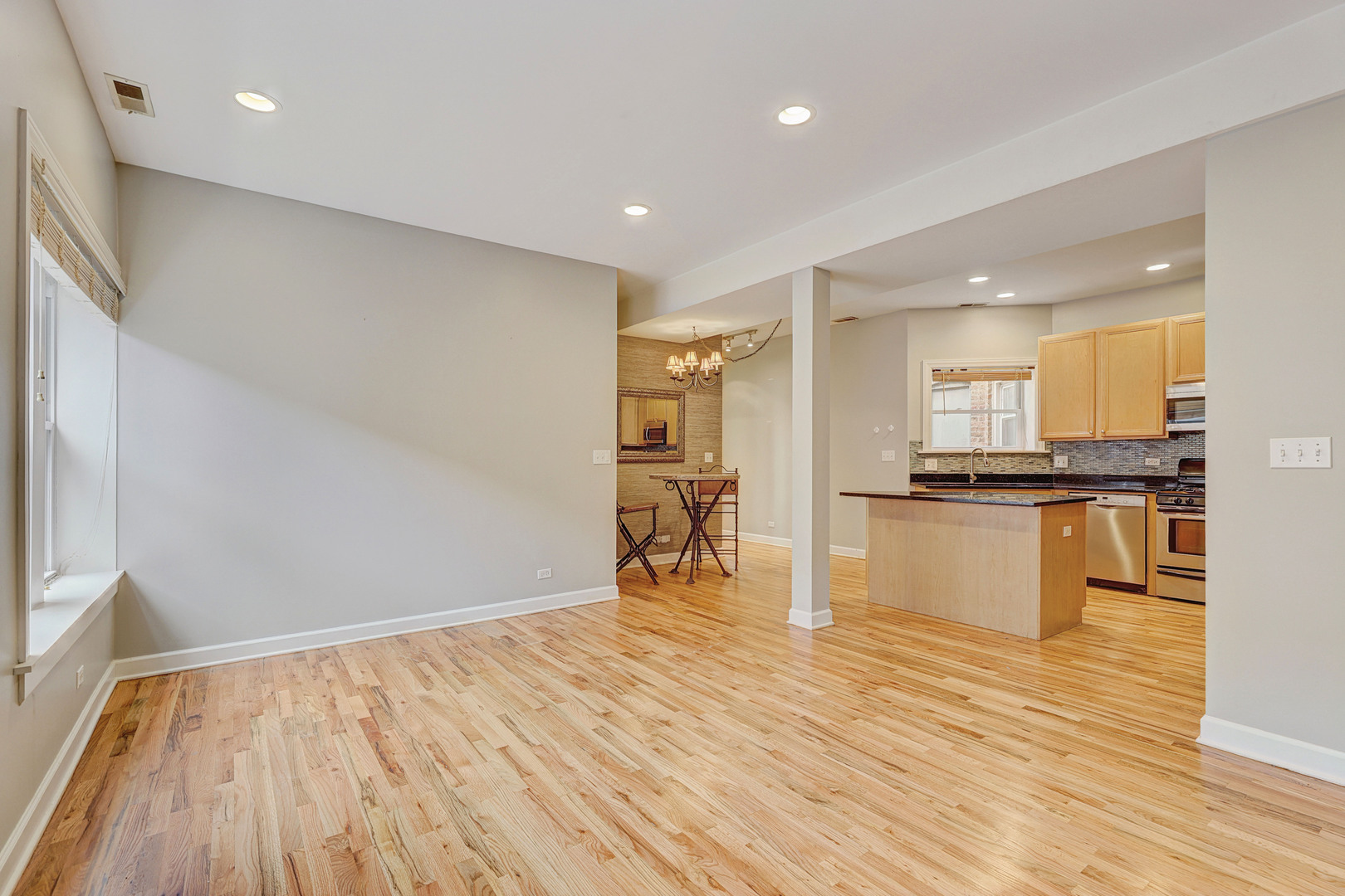 123 Callan Avenue #2N, Evanston, IL 60202